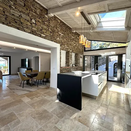 Villa Serena Climatisee Pour 8 Personnes Avec Piscine Privee Et Vue A *