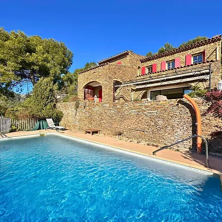 Serena Climatisee Pour 8 Personnes Avec Piscine Privee Et Vue A Villa *