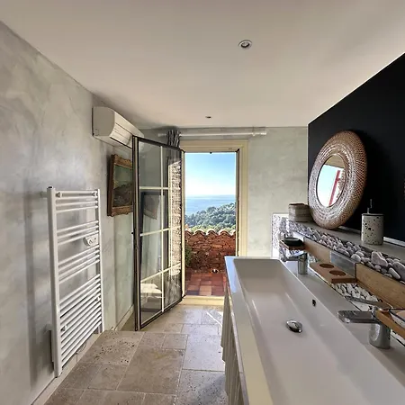 Villa Serena Climatisee Pour 8 Personnes Avec Piscine Privee Et Vue A Carqueiranne